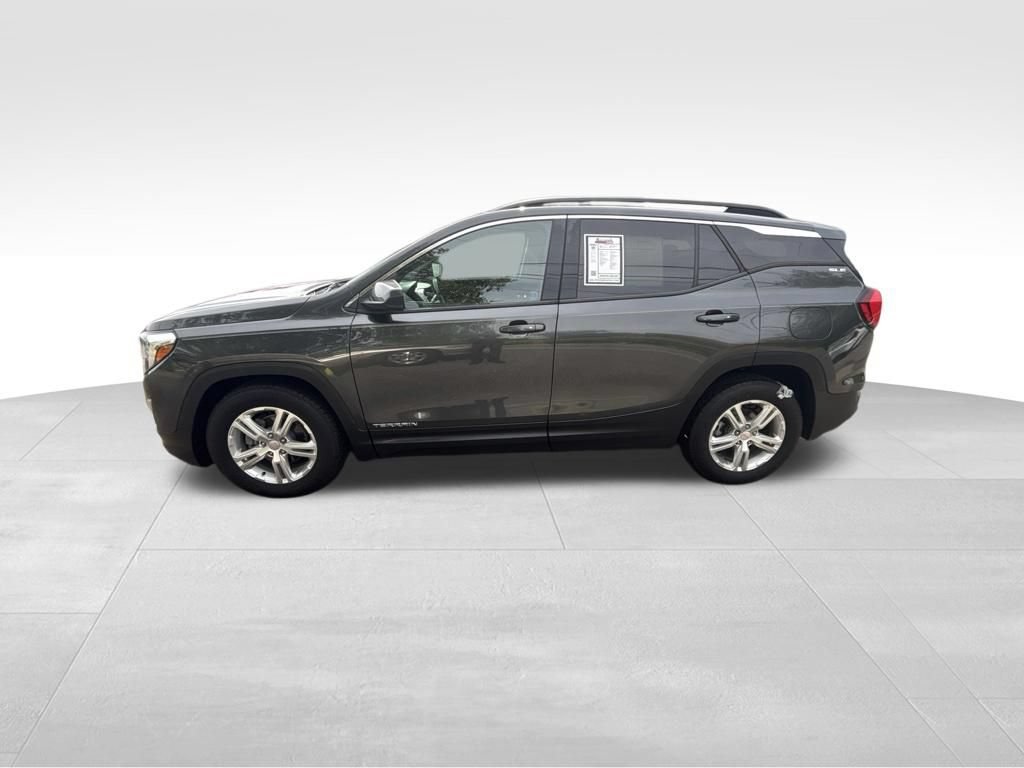 Used 2020 GRAPHITE GRAY METALLIC GMC SLE image 4