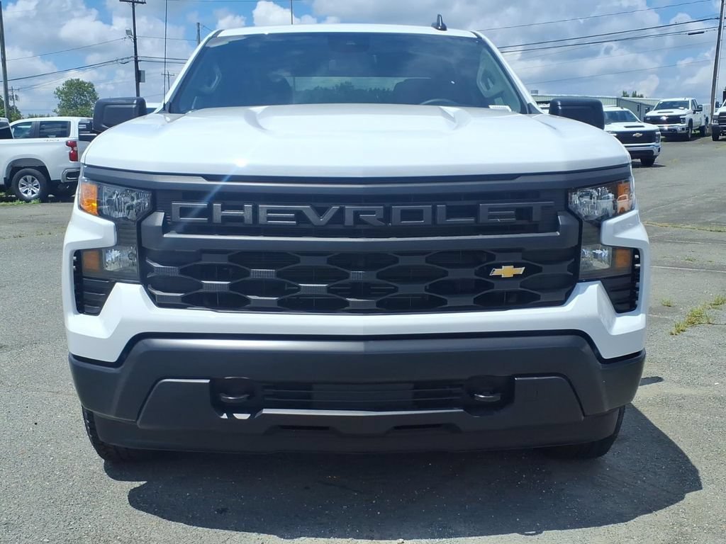 New 2026 Summit White Chevrolet WT image 23