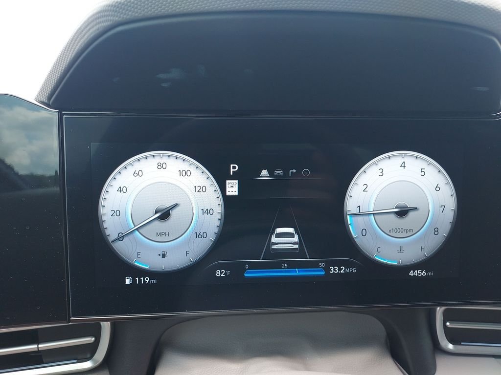 Used 2024 Gray Hyundai SEL image 18