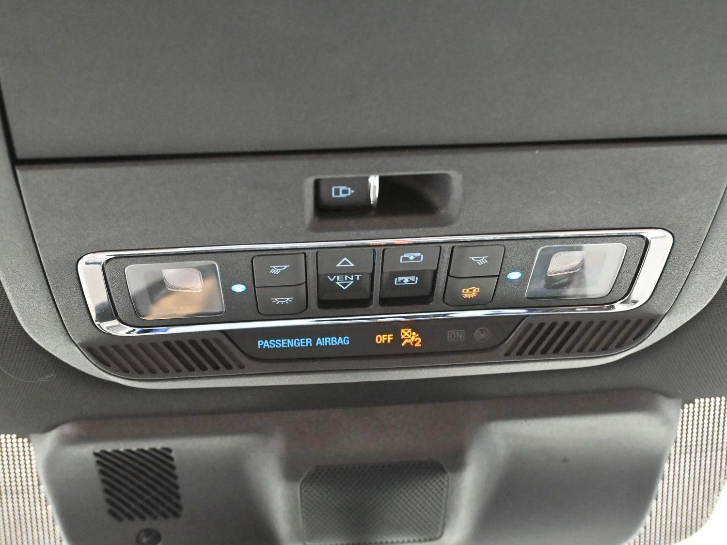 Used 2022 Star White Metallic Tri-Coat Ford LARIAT image 29