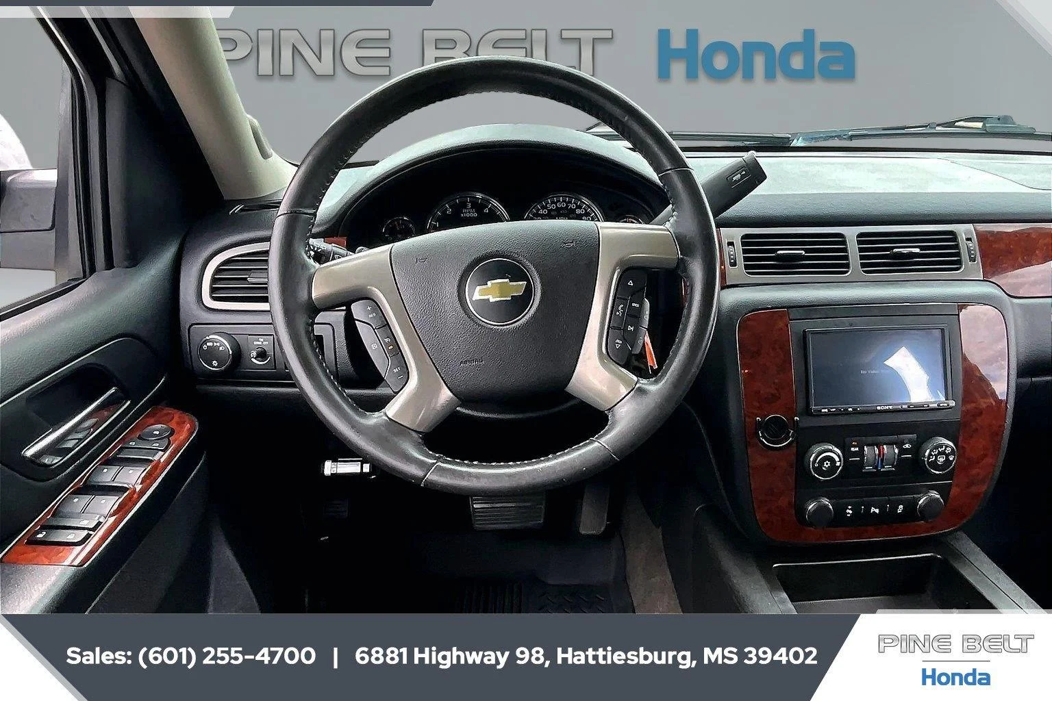 Used 2013 Summit White Chevrolet LS image 5