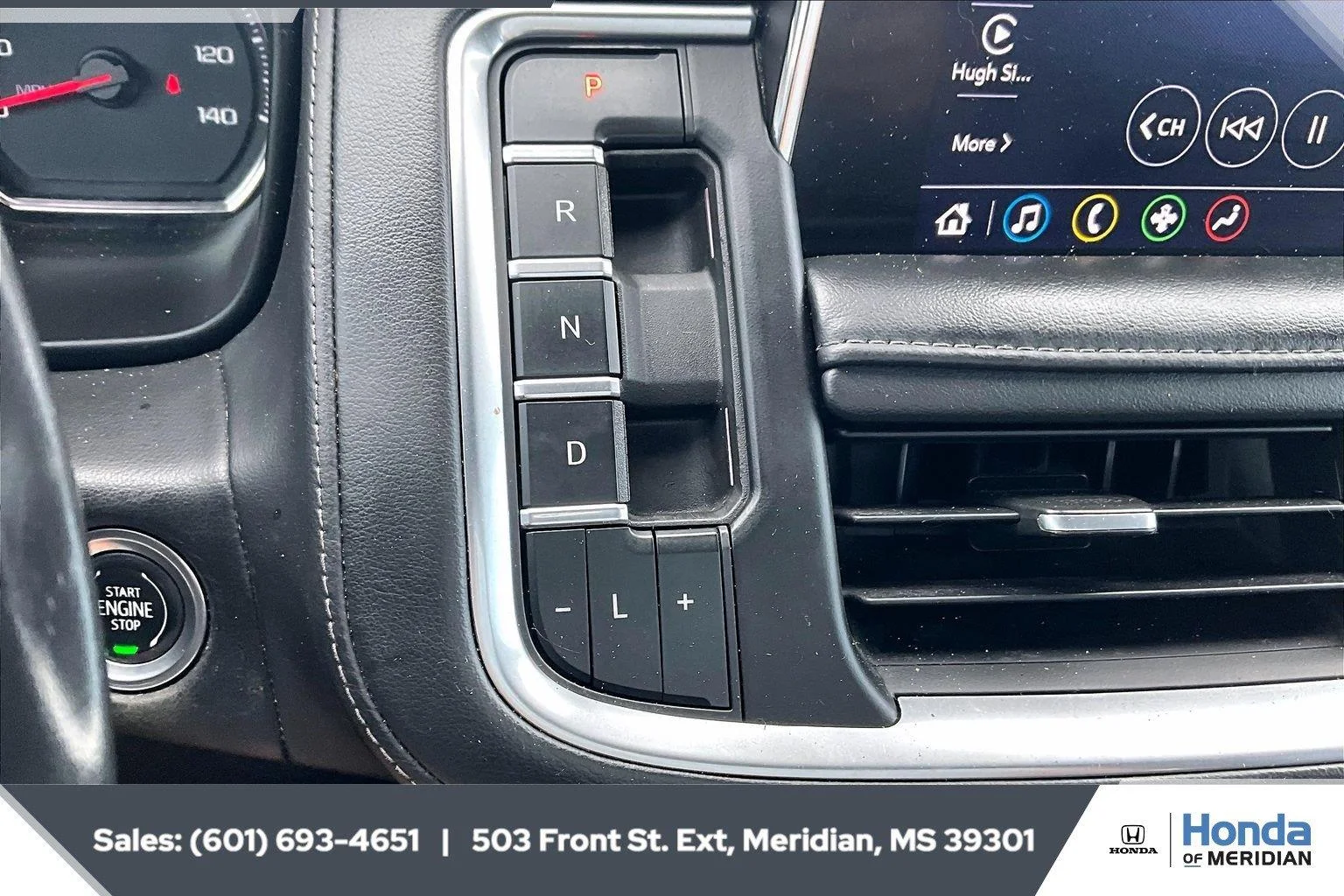 Used 2021 Summit White Chevrolet Z71 image 24