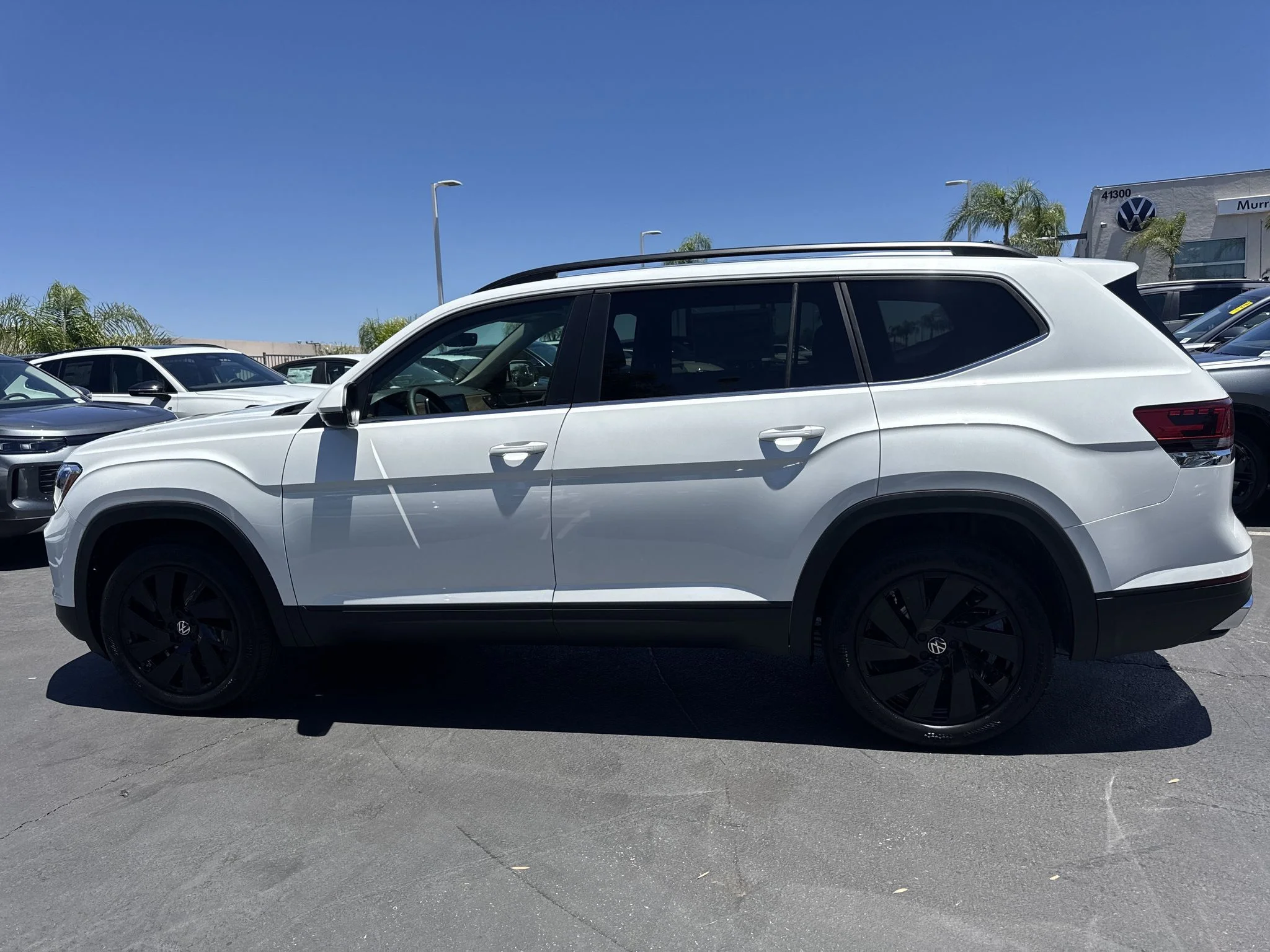 New 2026 Opal White Pearl Volkswagen 2.0T SE w/Technology image 4