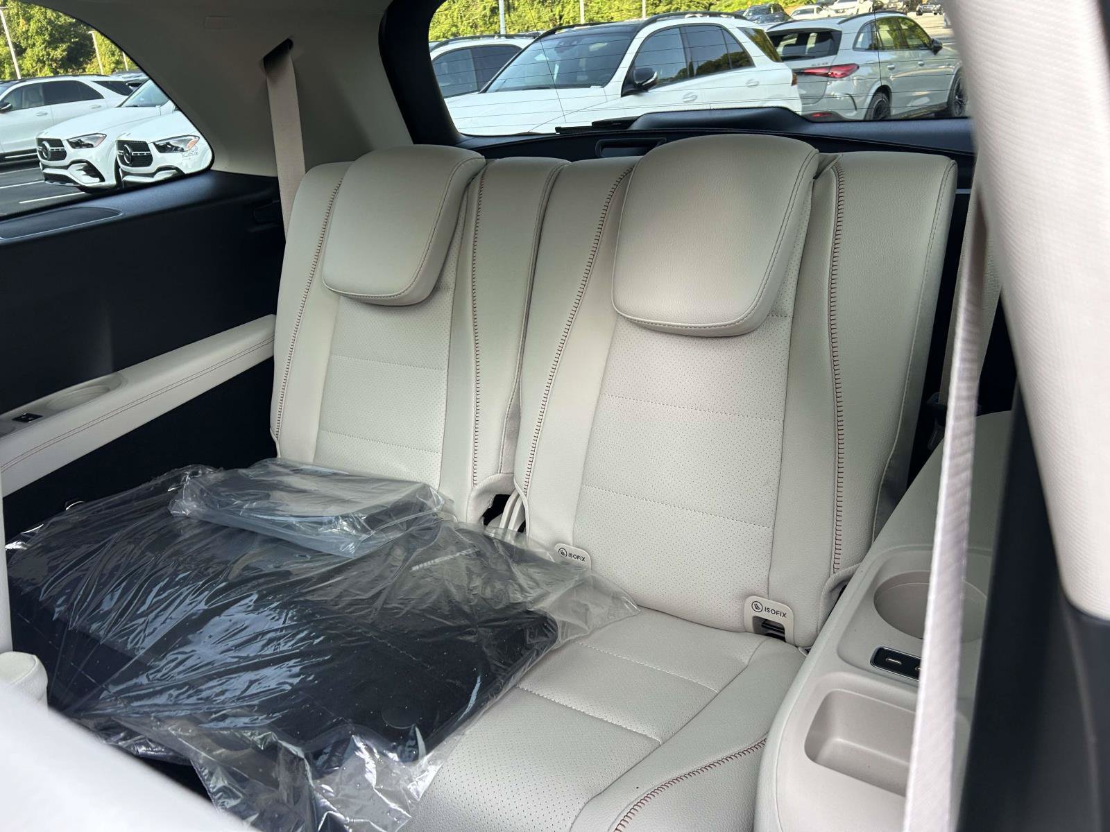 New 2027 Polar White Mercedes-Benz GLS 450 4MATIC® SUV image 40
