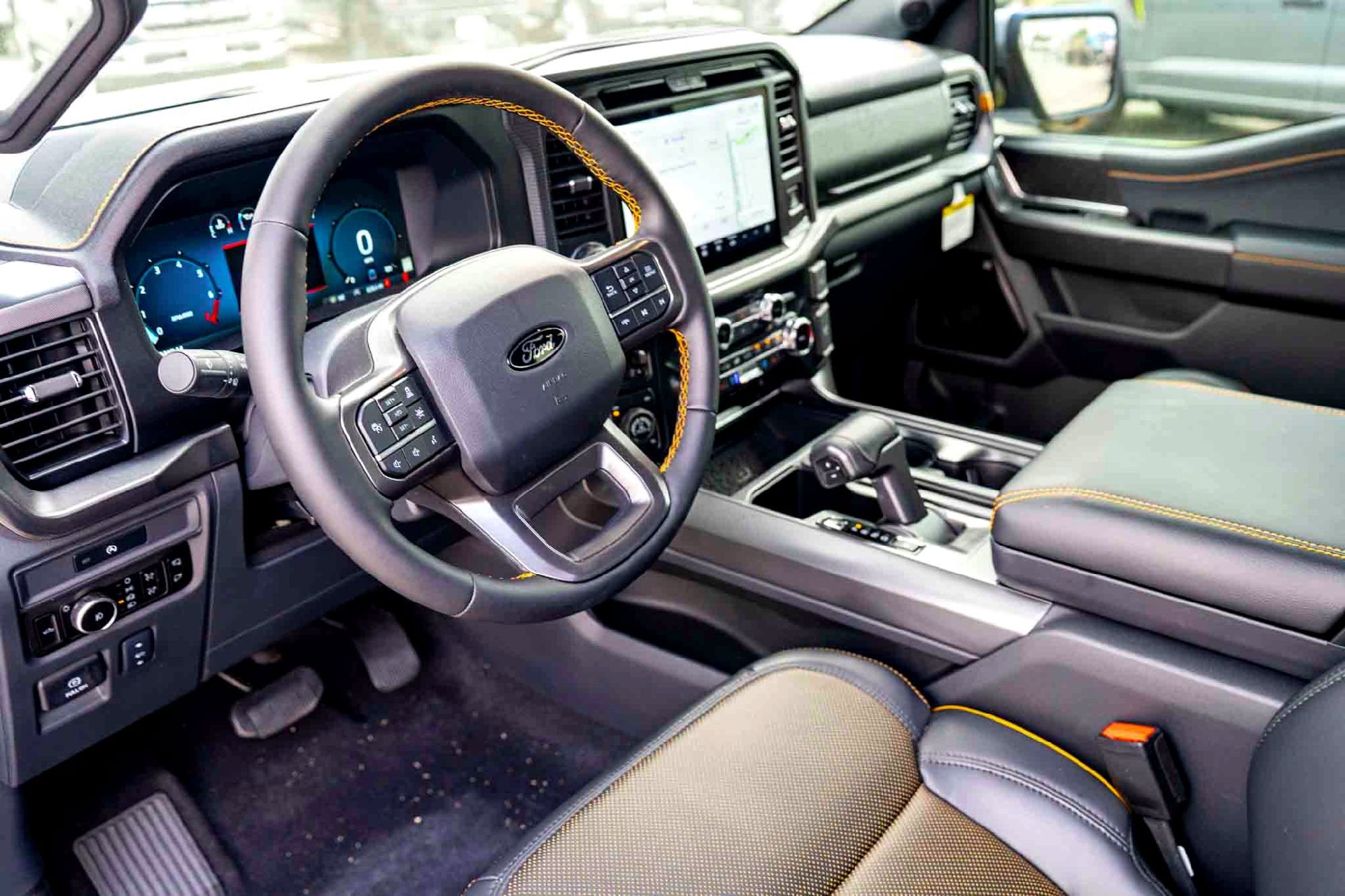 New 2025 Iconic Silver Metallic Ford Tremor image 10
