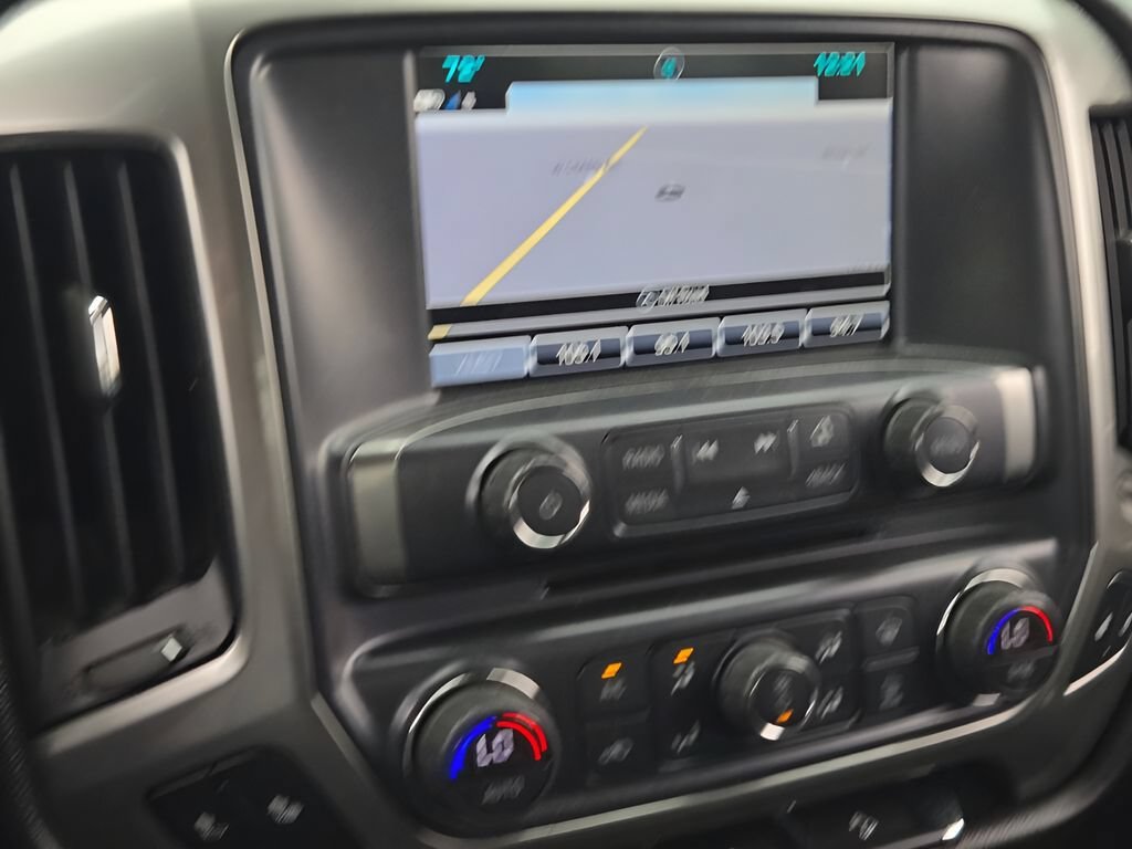 Used 2018 SILVER ICE METALLIC Chevrolet LT image 19