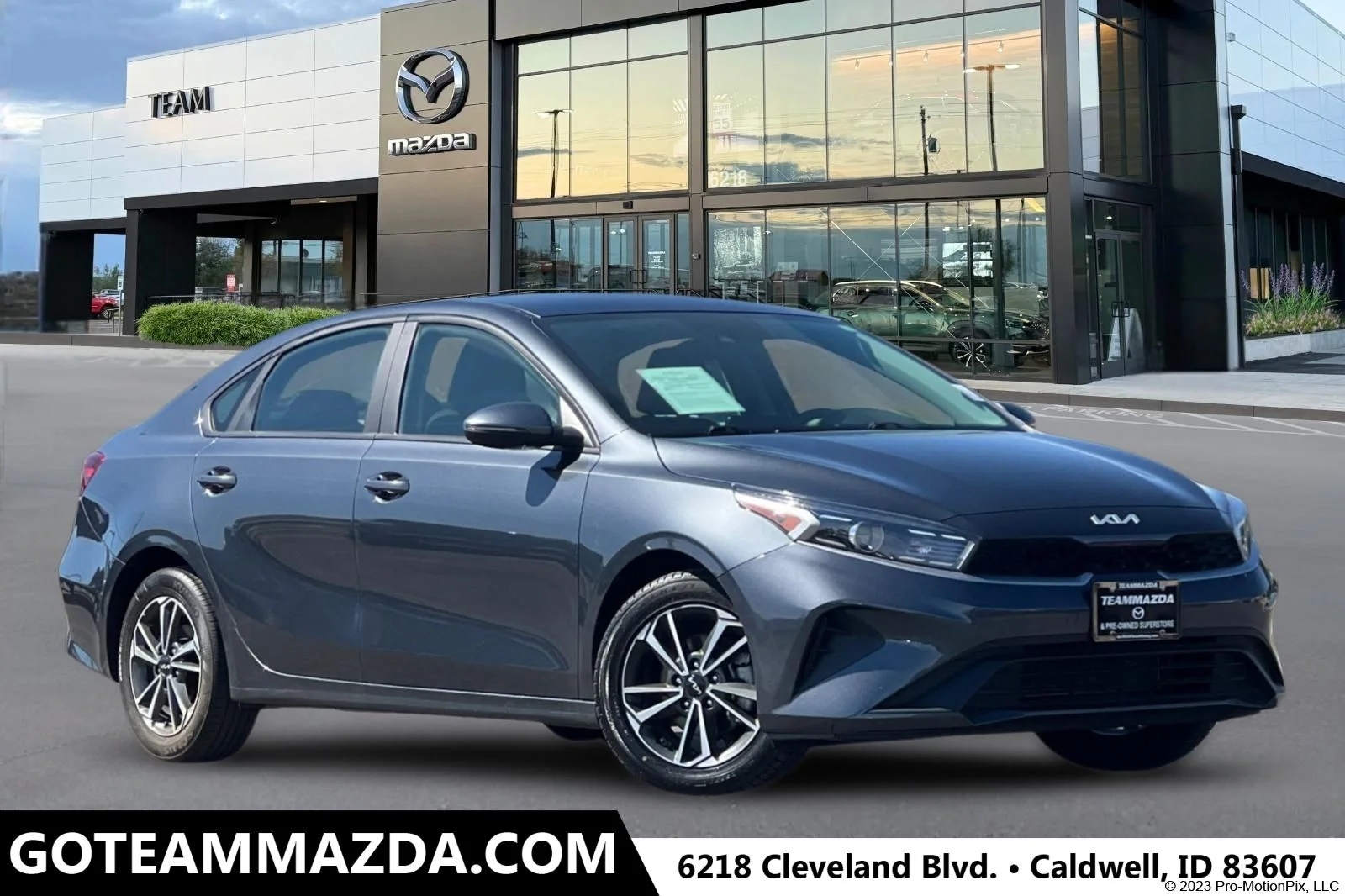 2024 Kia Forte LXS AT's photo