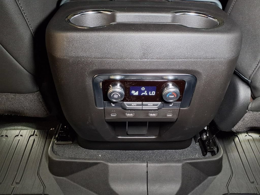 2026 GMC Yukon XL AT4 - Photo 13