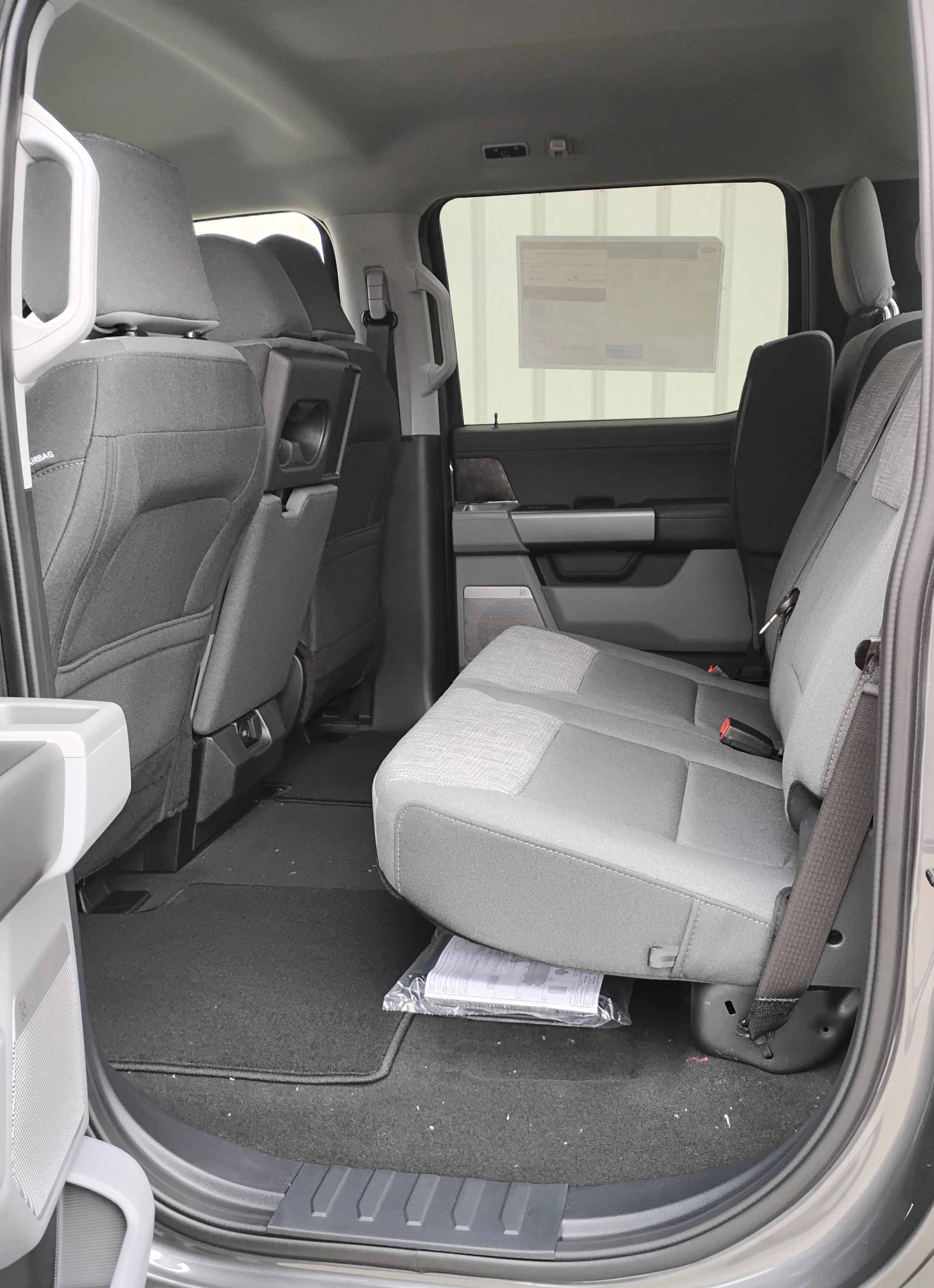 New 2026 Carbonized Gray Metallic Ford F-350® XLT image 11