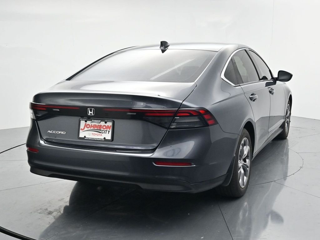 2023 Honda Accord EX - Photo 6