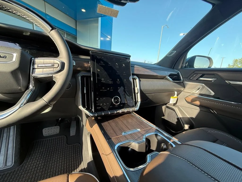 New 2026 Sterling Metallic GMC Denali Ultimate image 26