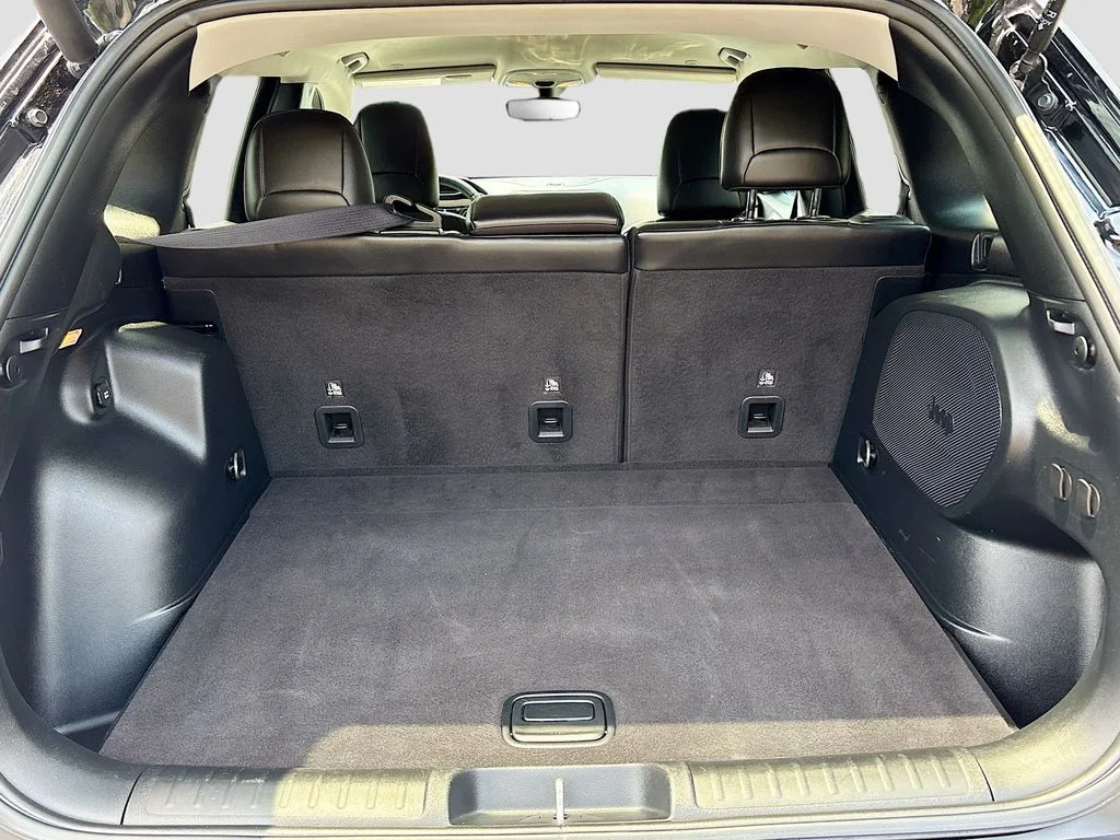 Used 2020 Diamond Black Jeep Limited image 22