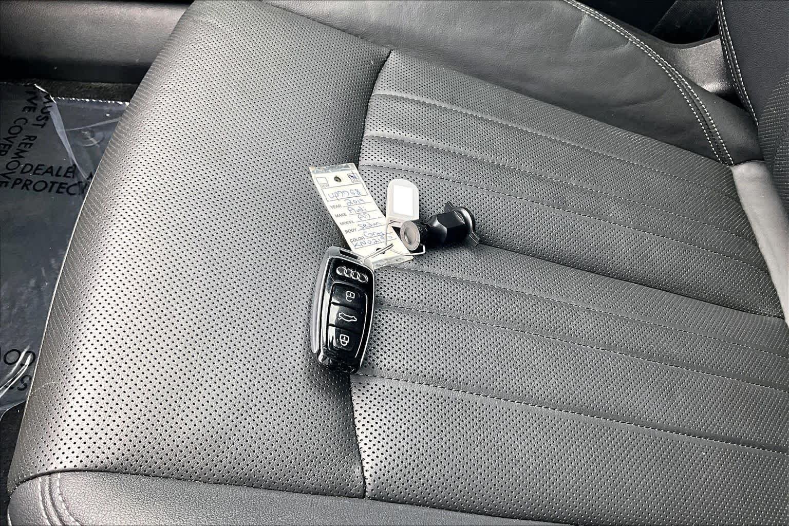 Used 2019 Mythos Black Metallic Audi Premium Plus image 15