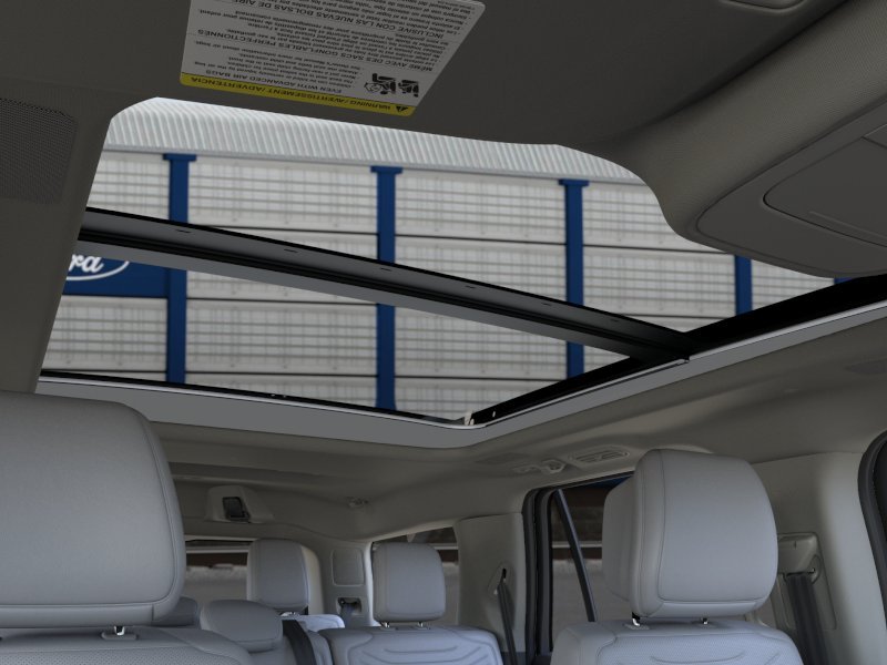 New 2026 Star White Metallic Tri-Coat Ford Platinum® image 35