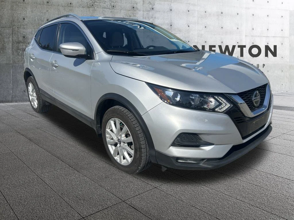 Used 2020 Silver Nissan SV image 1
