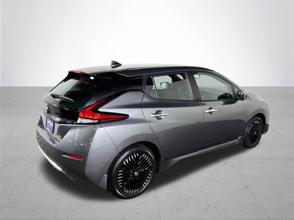 Used 2023 Gray Nissan SV Plus image 6
