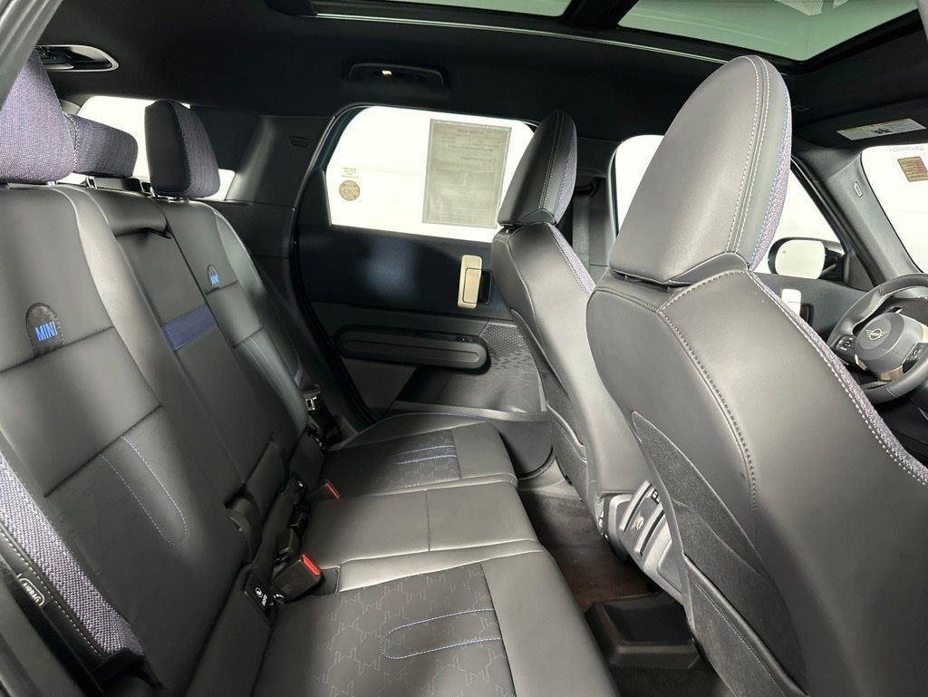 2026 MINI Countryman S - Photo 15