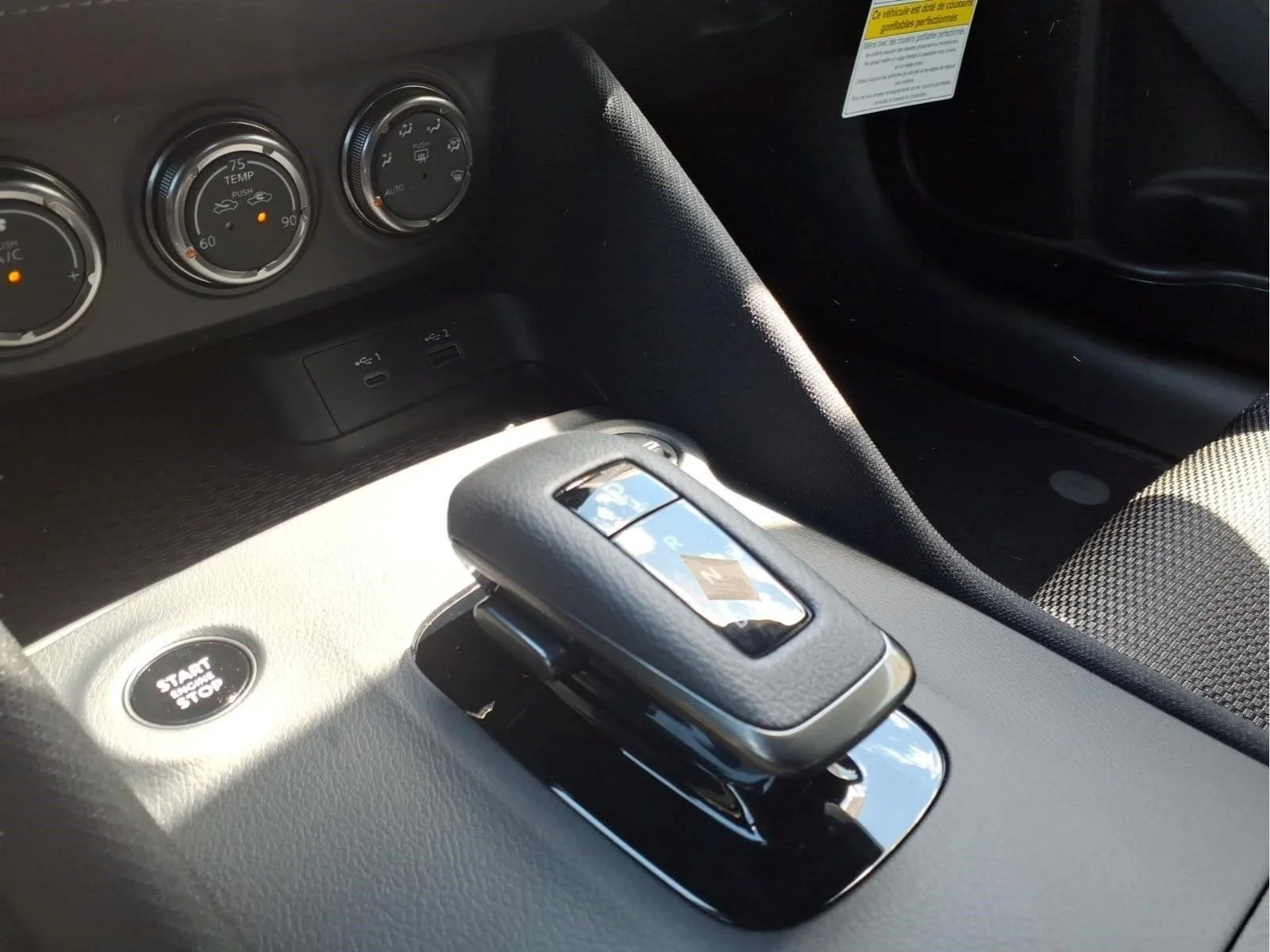 New 2026 Boulder Gray Pearl / Super Black Two-tone Nissan Sport image 8