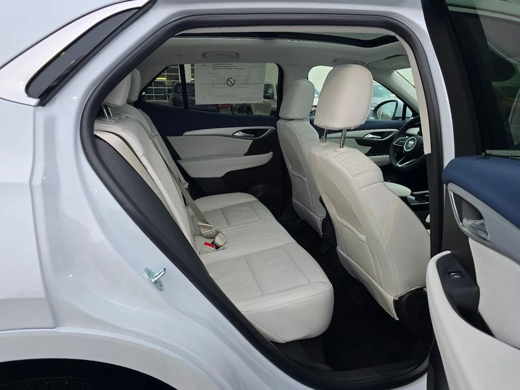 New 2026 Iridescent White Tricoat Buick Avenir image 34