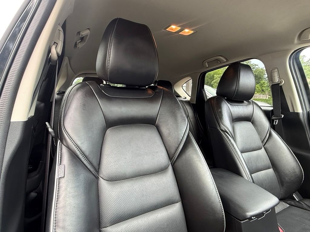 Used 2024 Jet Black Mica Mazda 2.5 S Select Package image 31