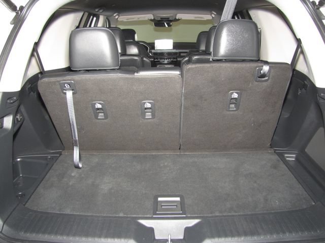 Certified Used 2024 Platinum White Pearl Honda EX-L 7 Passenger image 17