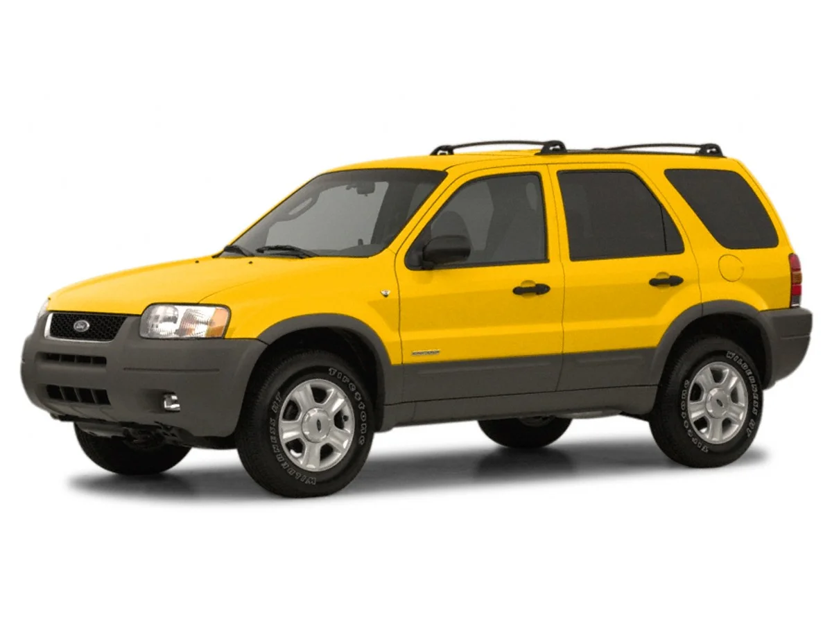 Used 2002  Ford XLS image 1