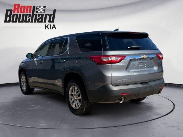 Used 2020 Gray Chevrolet LS image 4