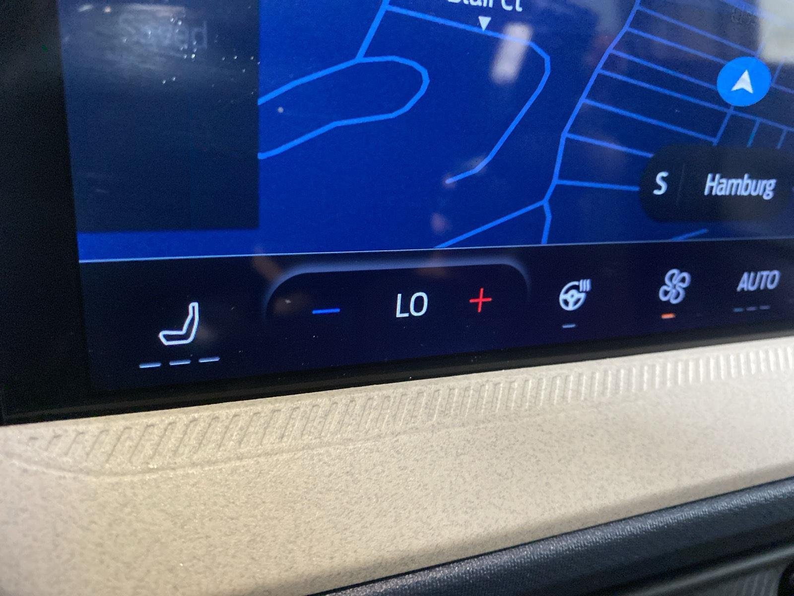 Used 2025 Carbonized Gray Metallic Ford  image 31