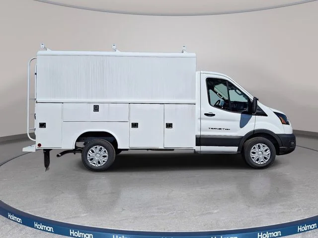 New 2026 Oxford White Ford Base image 3