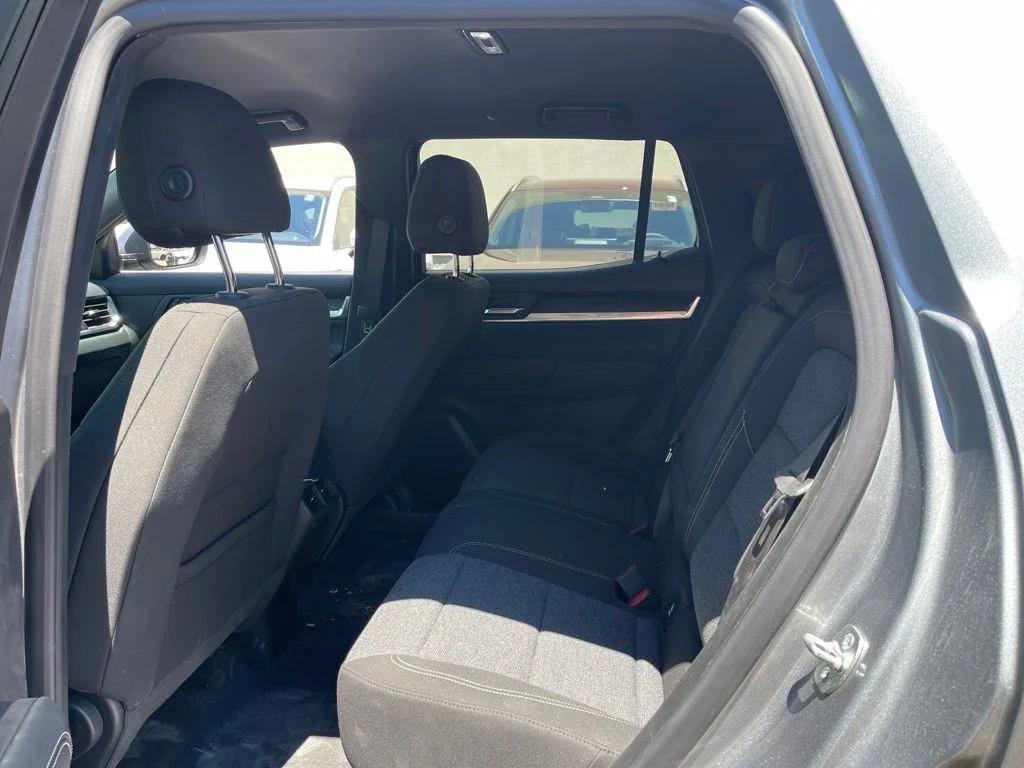 Used 2026 Sterling Metallic GMC Elevation image 9