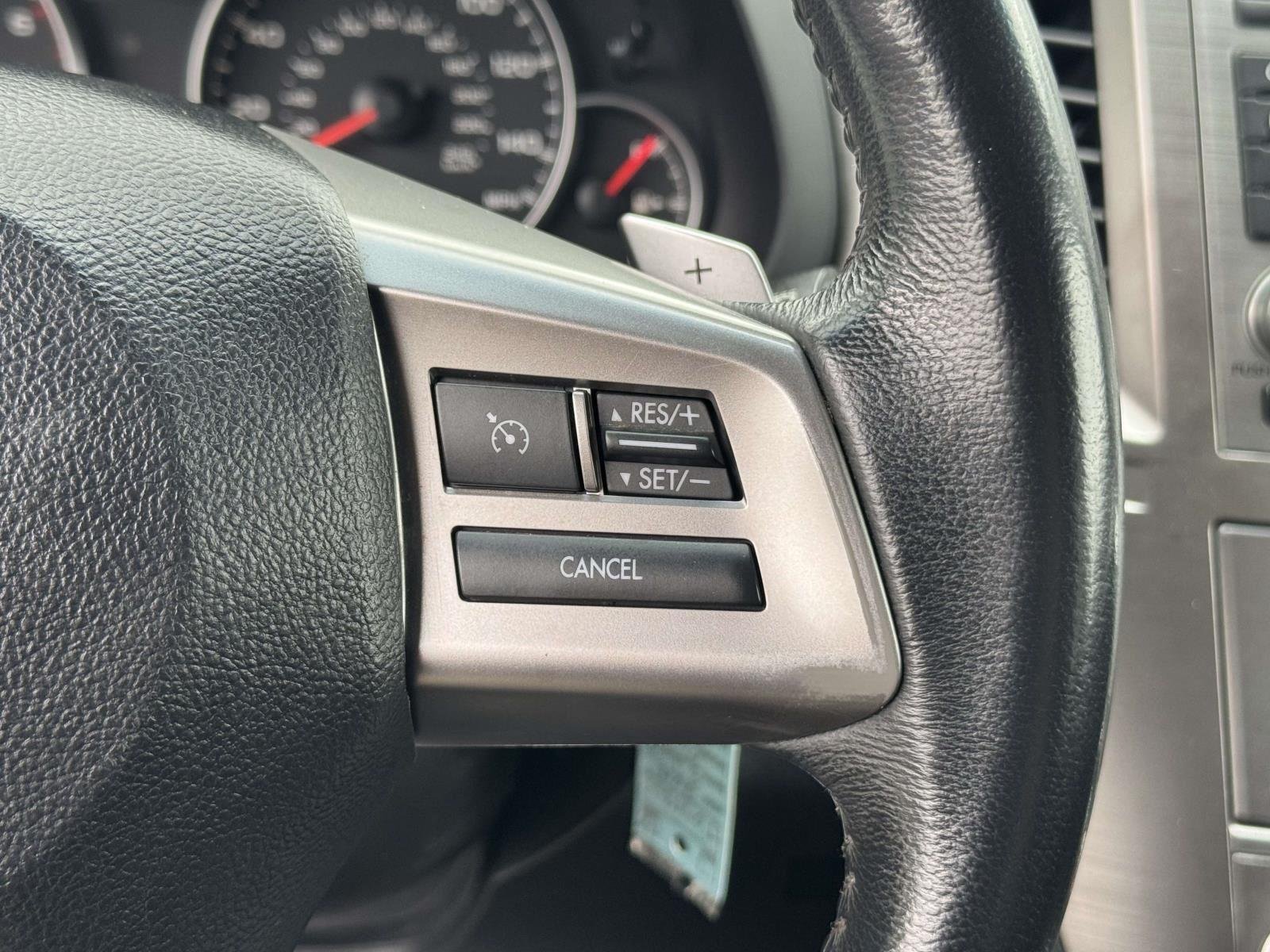 Used 2014 Carbide Gray Metallic Subaru 2.5i Premium image 20
