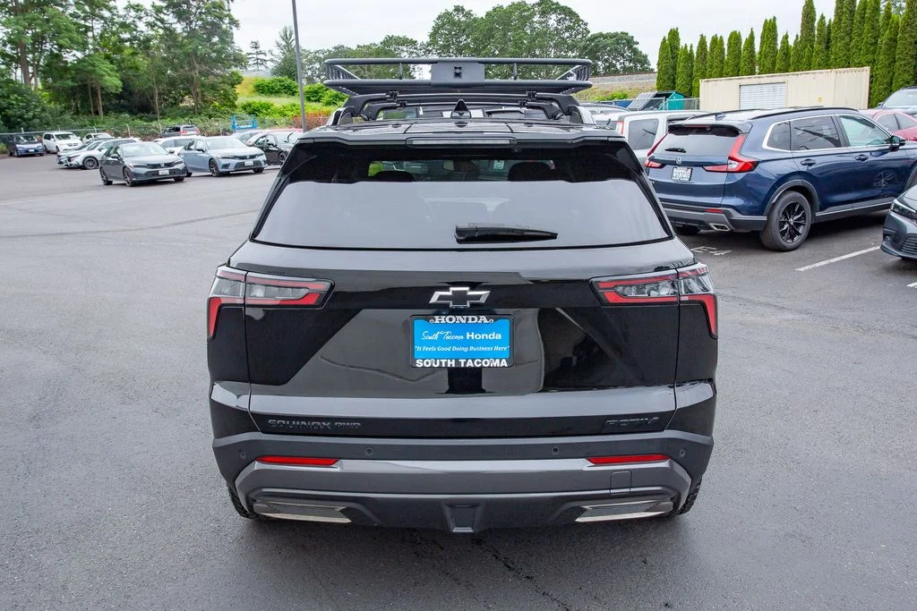 Used 2025 Black Metallic Chevrolet AWD ACTIV image 12