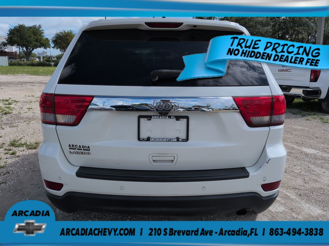Used 2012 Stone White Jeep Laredo image 5