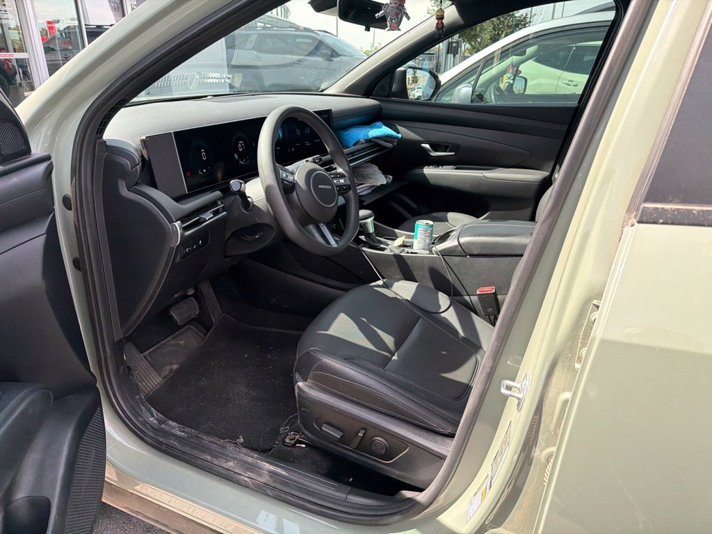 Used 2025 Green Hyundai SEL image 7