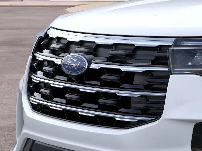 New 2026 Star White Metallic Tri-Coat Ford Active image 40