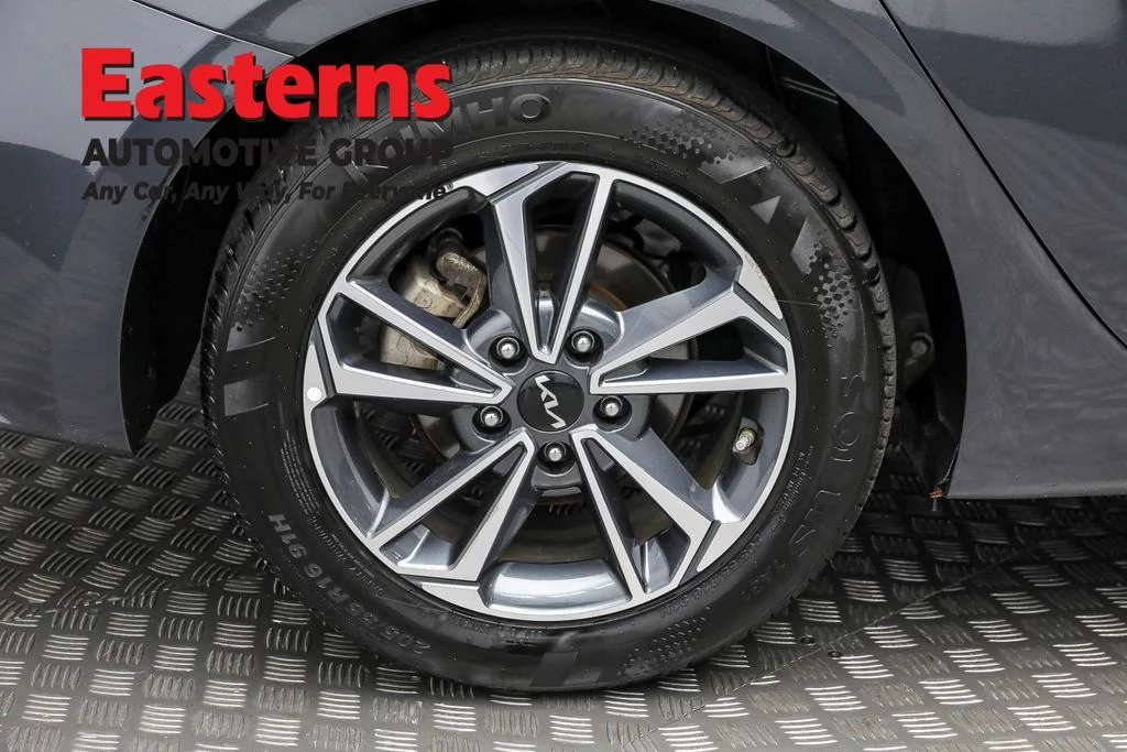 Used 2024 Gray Kia LXS image 29