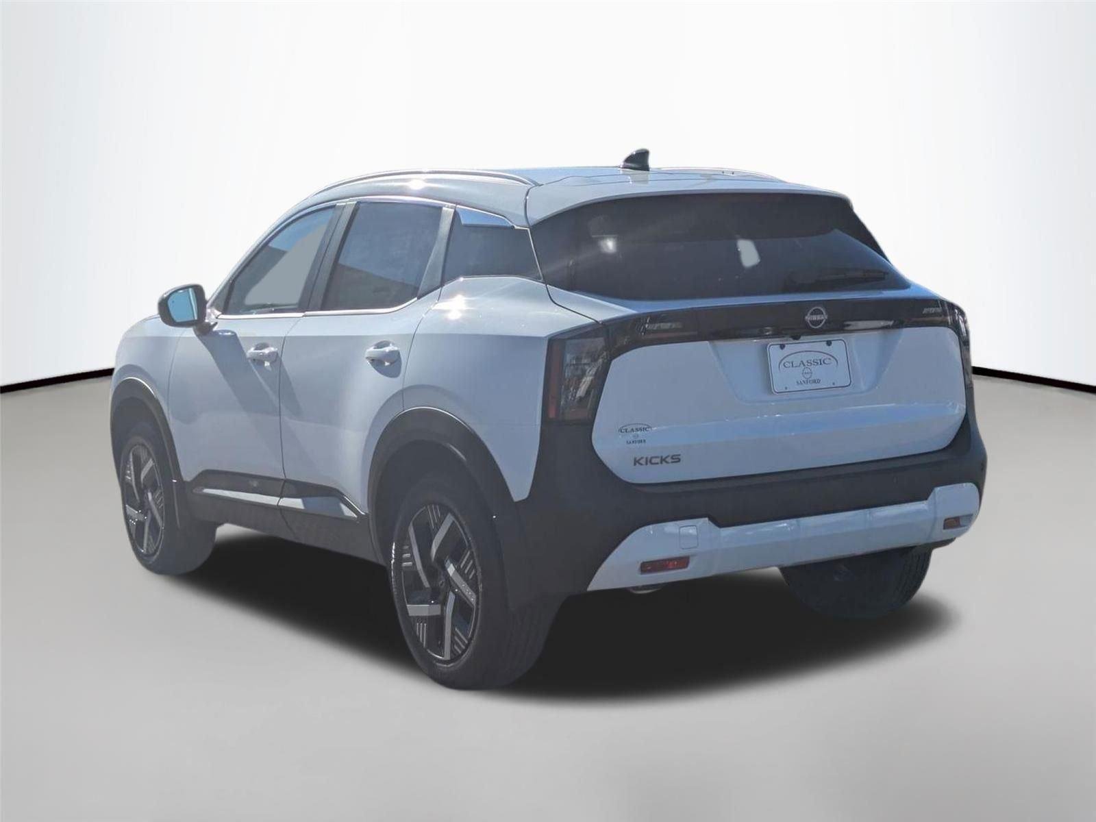 2026 Nissan KICKS SV - Photo 8