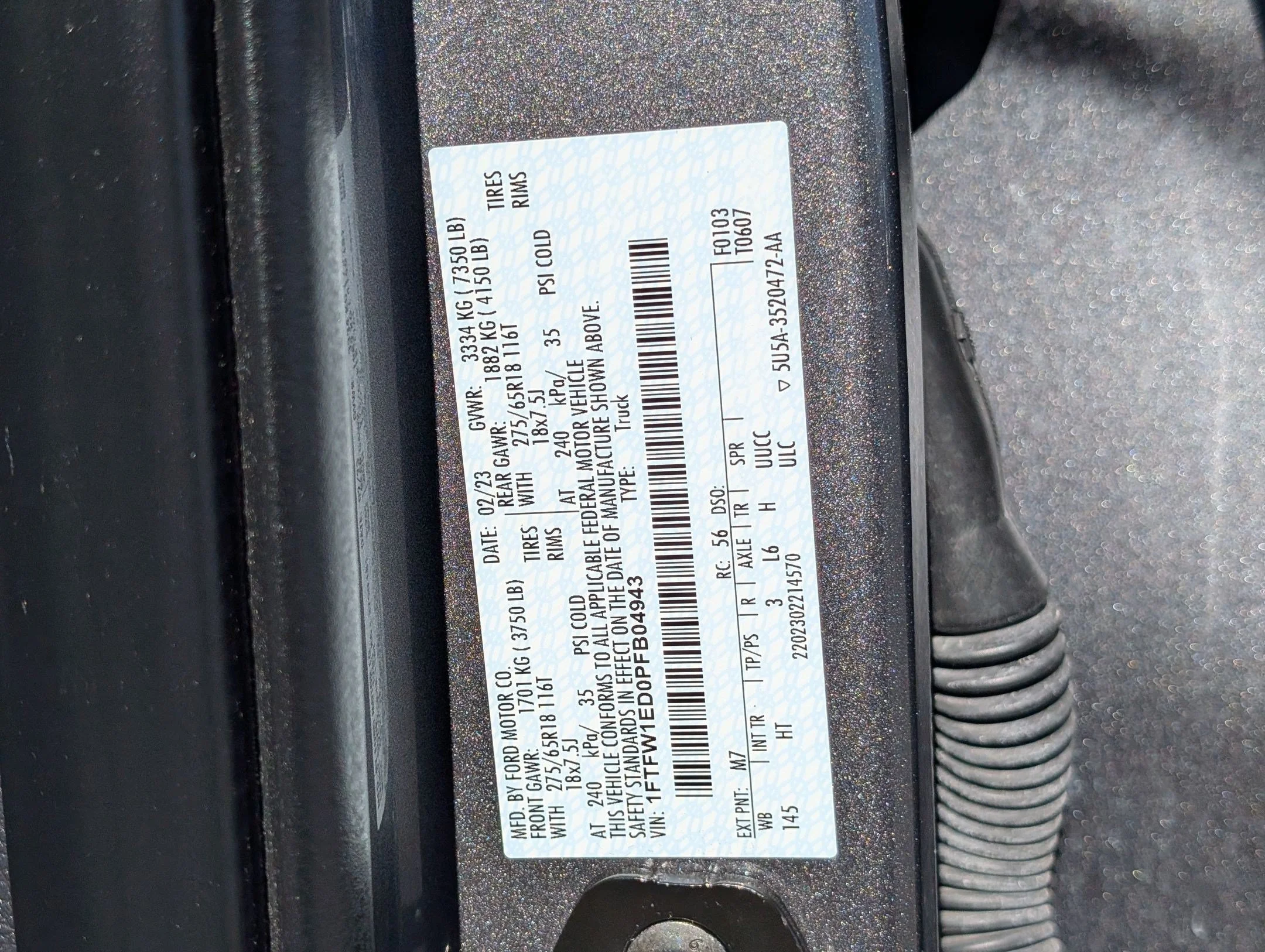 Used 2023 Gray Metallic Ford LARIAT image 33