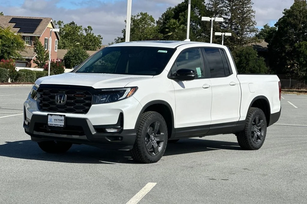 New 2026 Platinum White Pearl Honda TrailSport image 8