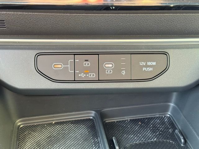 2025 Kia Carnival SX - Photo 27