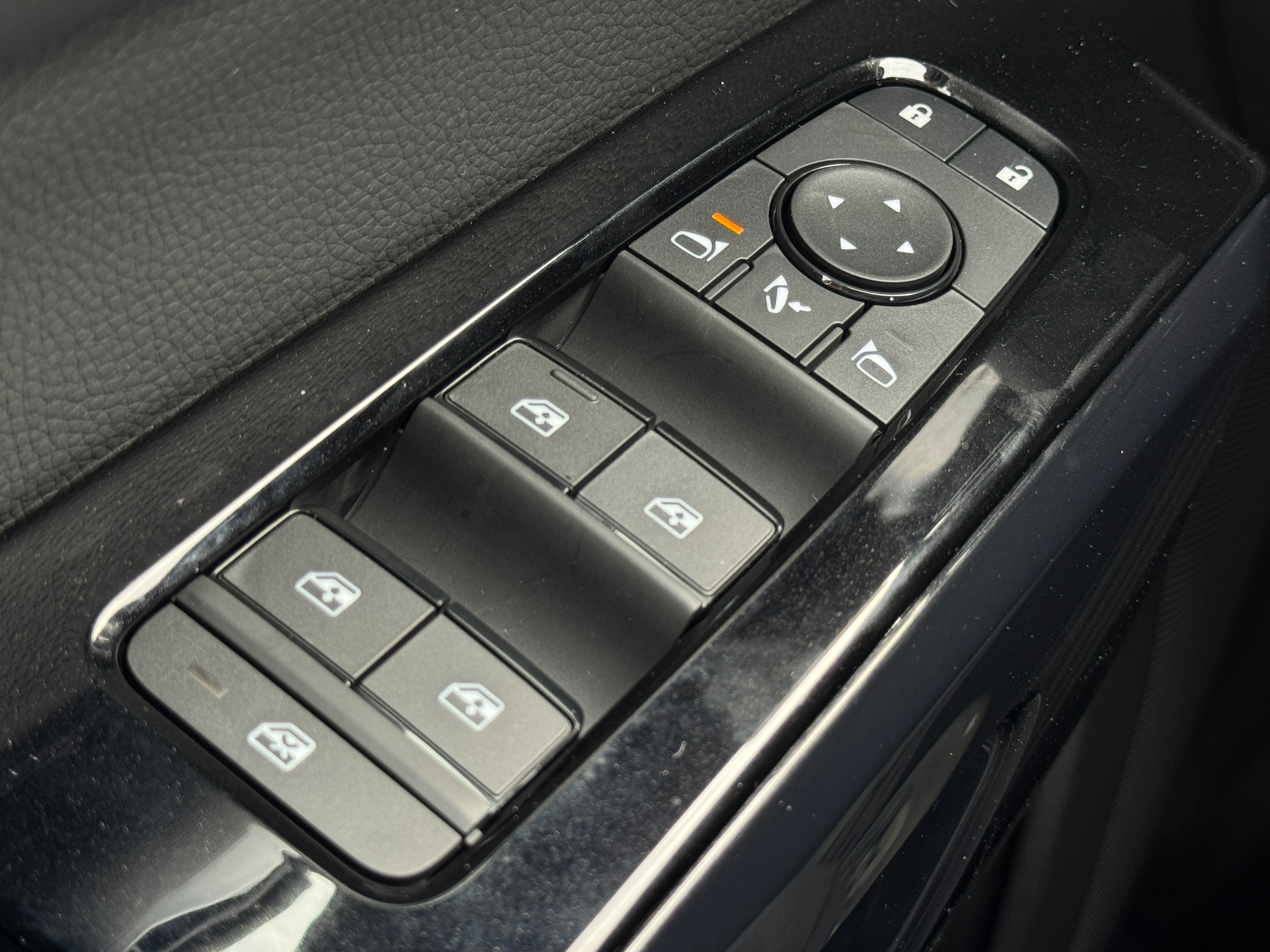 New 2026 Boulder Gray Pearl Nissan Platinum image 22