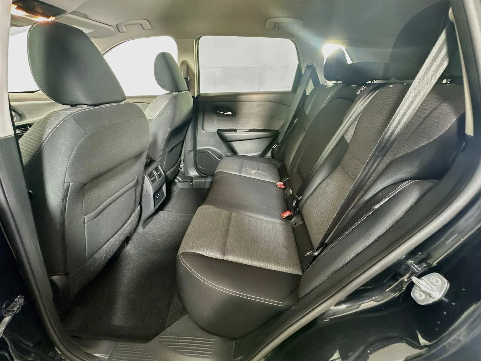 Used 2021 Super Black Nissan SV image 21