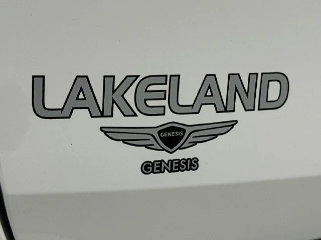 New 2027 White Genesis 2.5T Advanced image 27