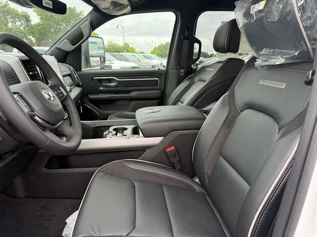 New 2026 Bright White Clear-Coat Exterior Paint RAM Laramie image 14