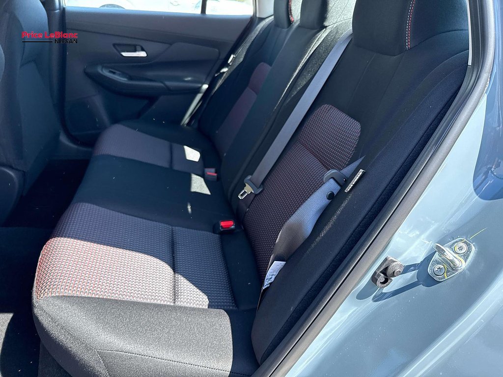 New 2027 Atlantic Gray Metallic / Super Black Two-tone Nissan SR image 7