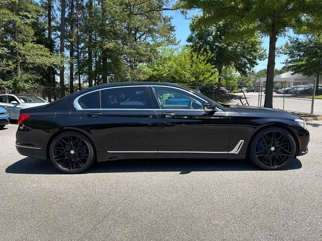 Used 2019 Black BMW 740i image 4