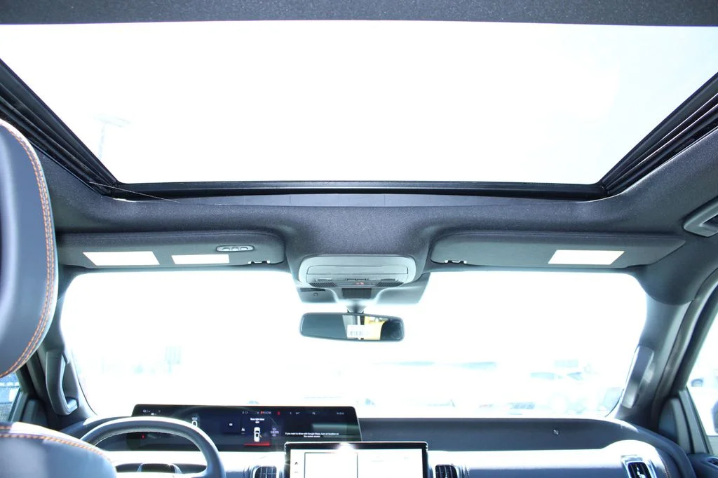 New 2026 Oxford White Ford Tremor® image 35