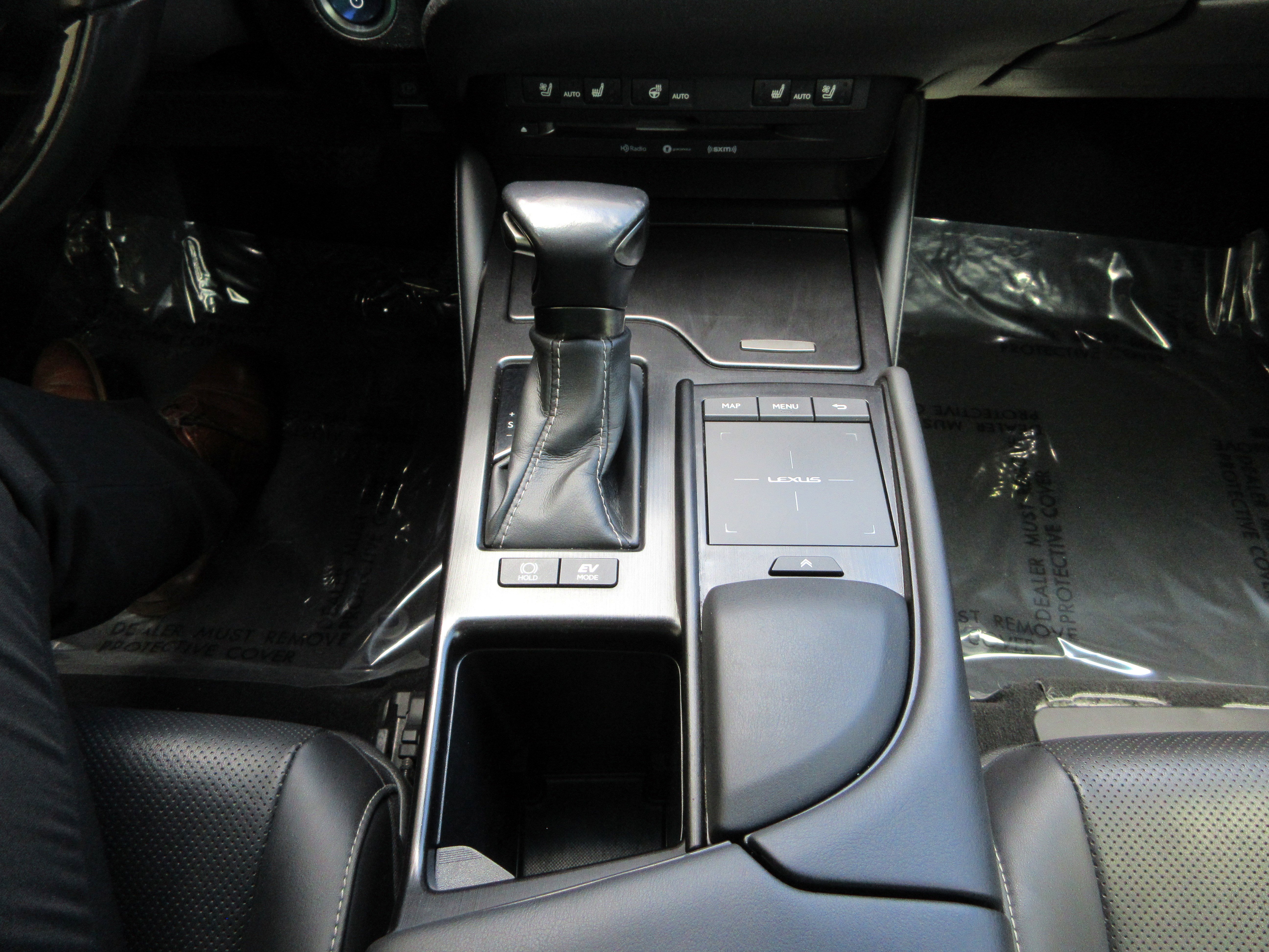 Used 2019 Atomic Silver Lexus 300h image 46