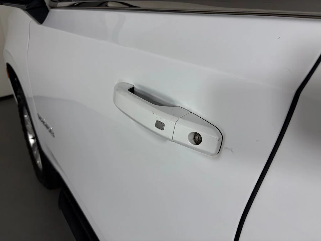 Used 2023 White Chevrolet LS image 12