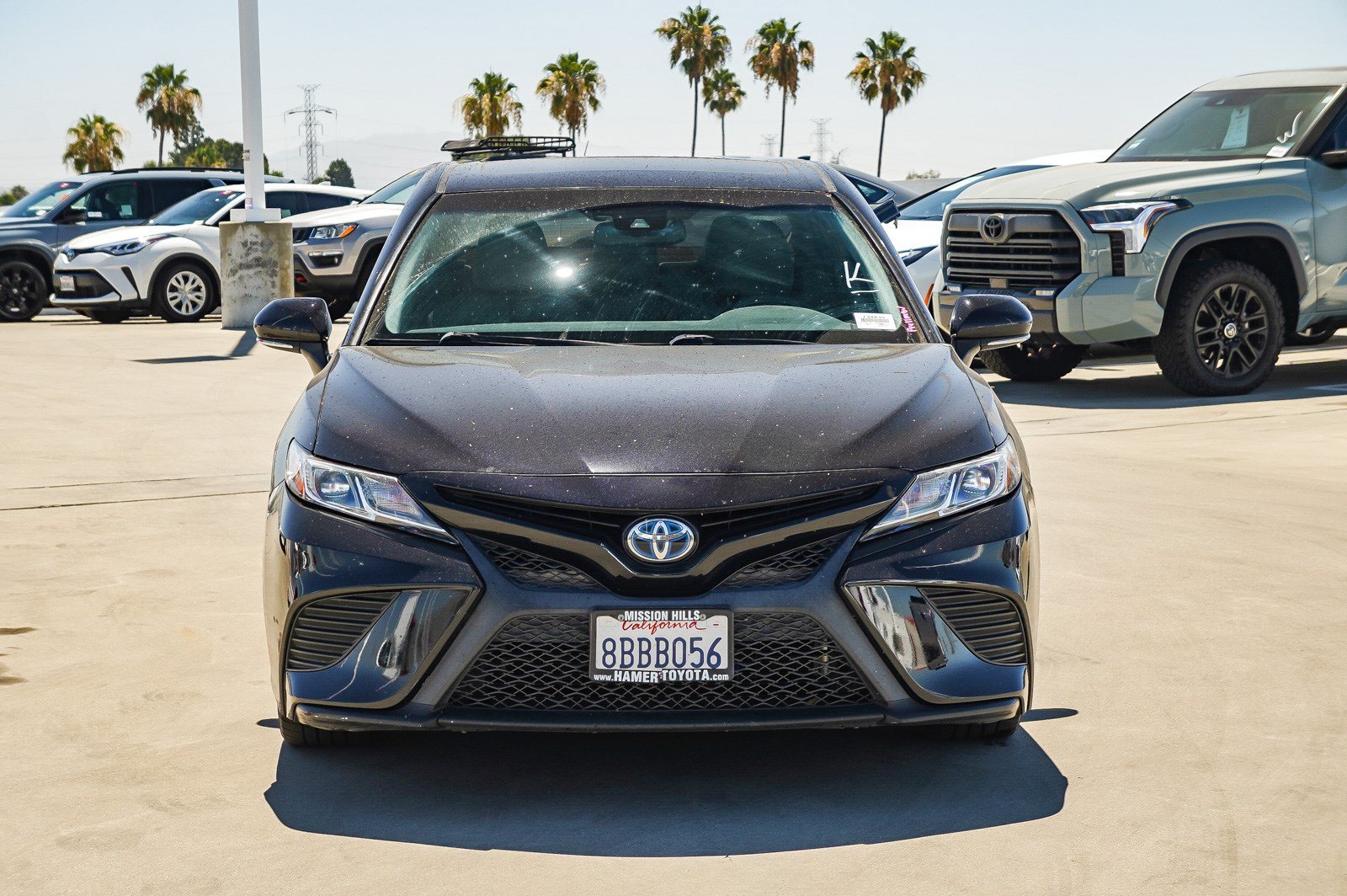 Certified Used 2018 Midnight Black Metallic Toyota Hybrid SE image 2